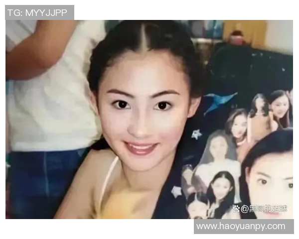 足球明星惊艳模仿张柏芝经典瞬间引发热议网友纷纷点赞评论不断