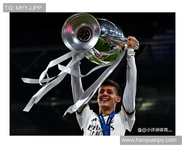 足球明星捧杯瞬间珍藏图集展现荣耀与激情的完美时刻